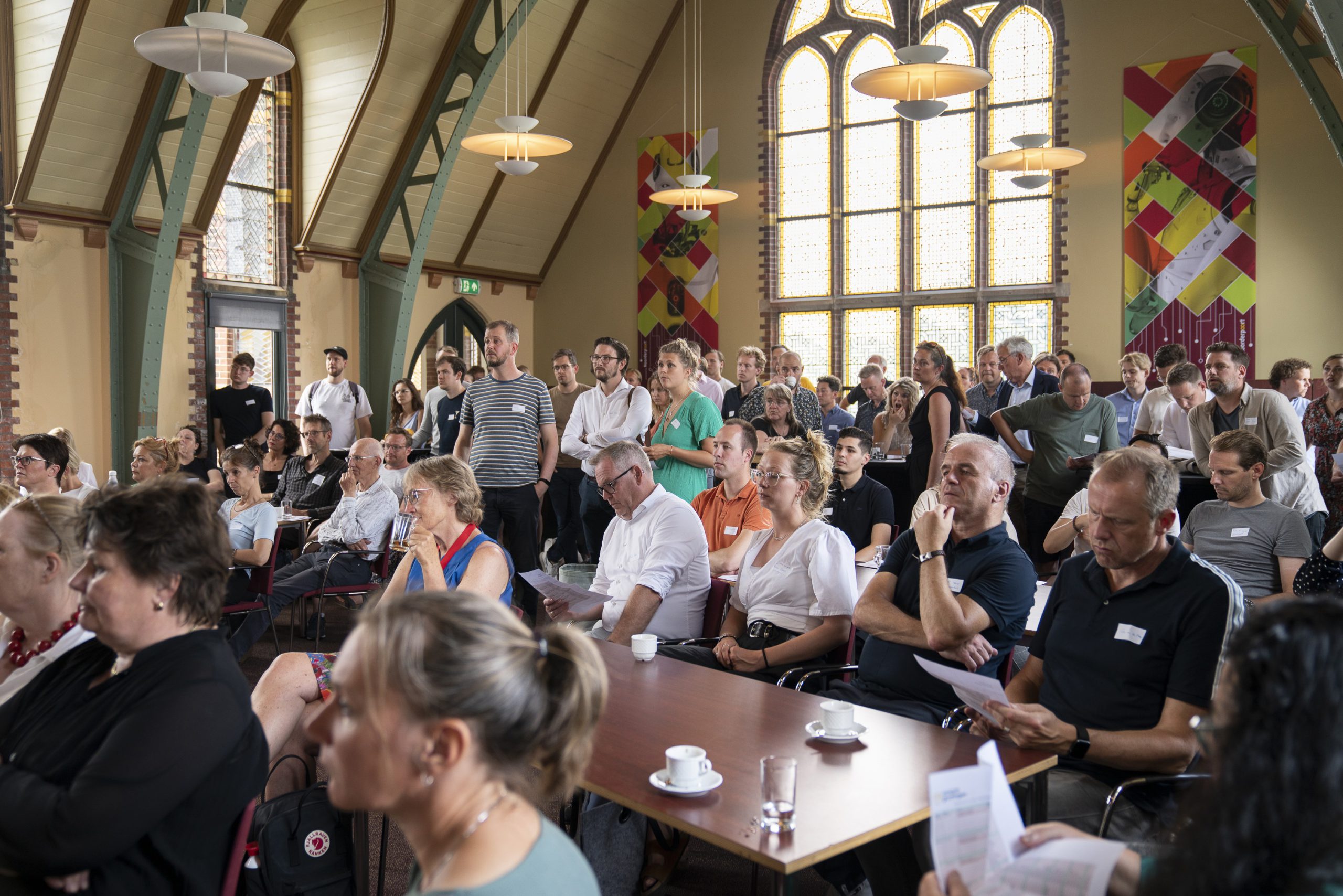 Groningse ondernemers regelen kinderfietsen, tandpasta of goodiebags tijdens challenge van "Omarm Groningen"