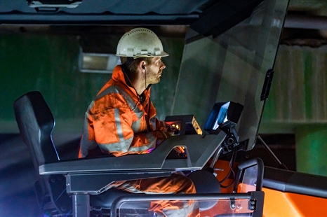 Maaiwerkzaamheden zuidelijke ringweg en A28 in de nacht