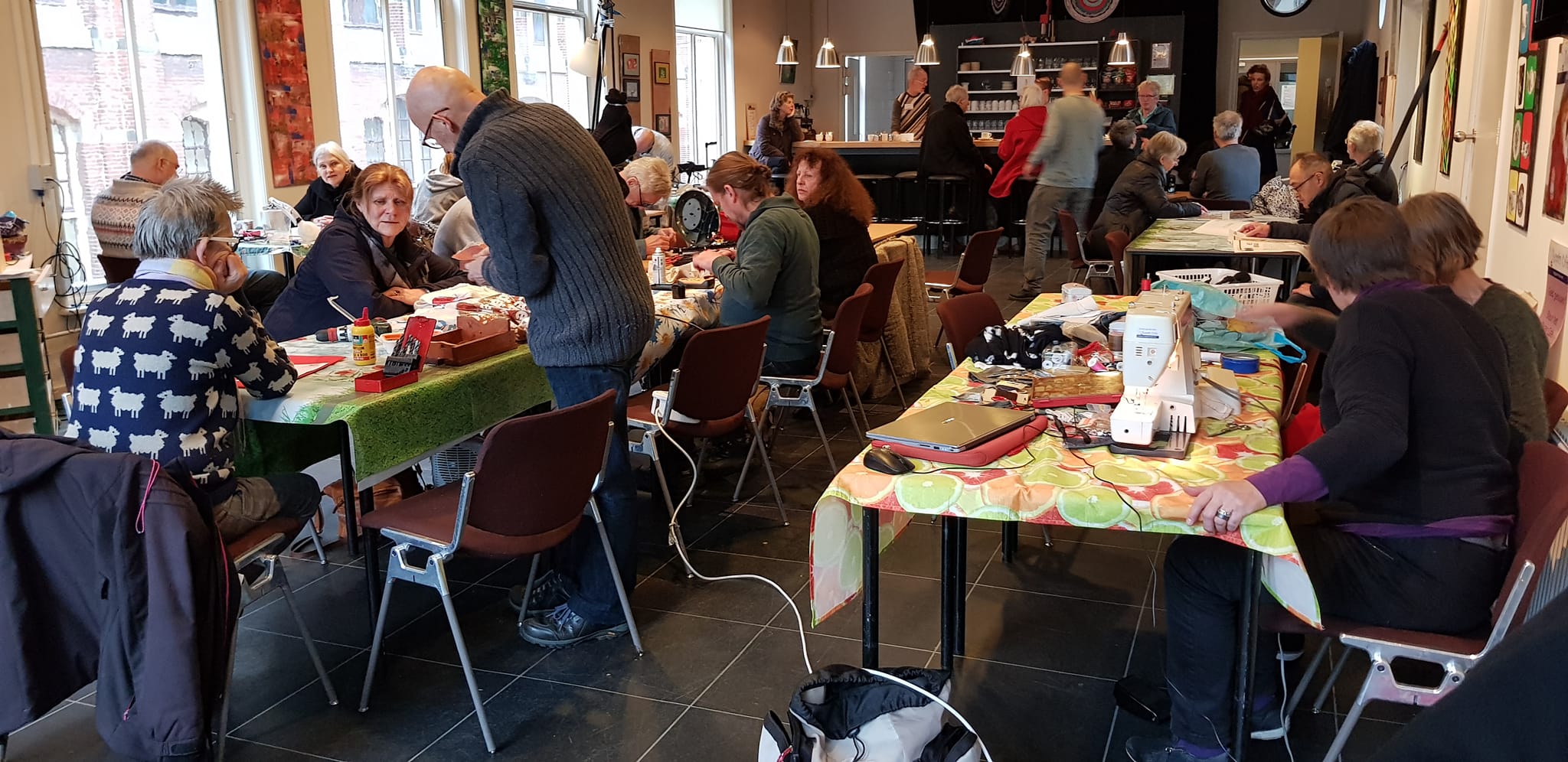 Zaterdag 29 oktober "reparatiezaterdag": repaircafés in Groningen openen