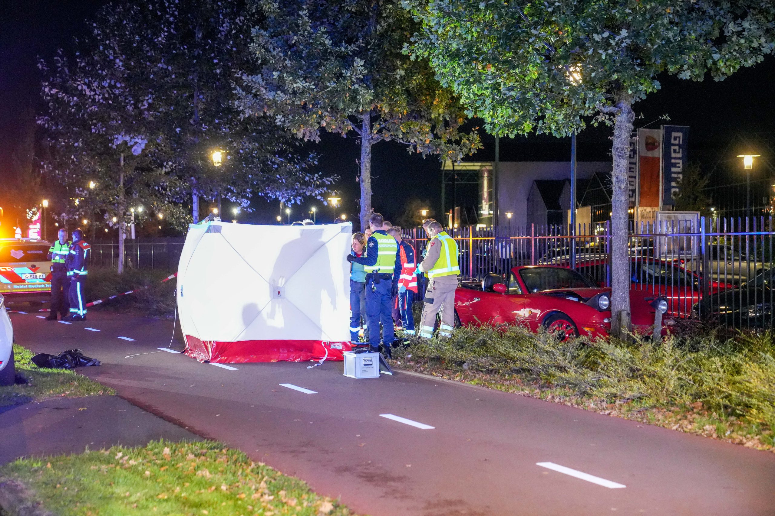 Automobilist overleden bij eenzijdig verkeersongeval Peizerweg