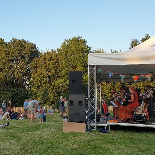 Festival Den Andel zoekt (amateur)kunstenaars voor optredens op buitenpodium