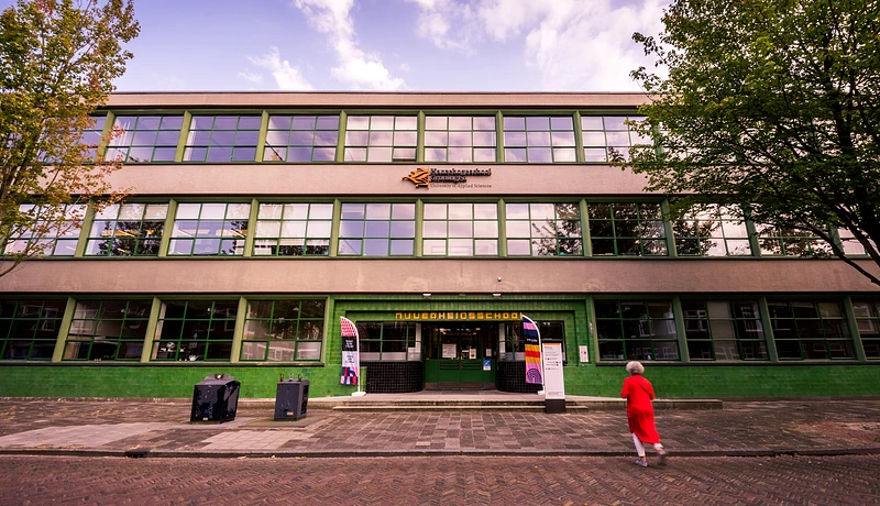 Gebouw van de Hanze dat de verpleegkundeopleiding huisvest Foto | Hanze Hogeschool