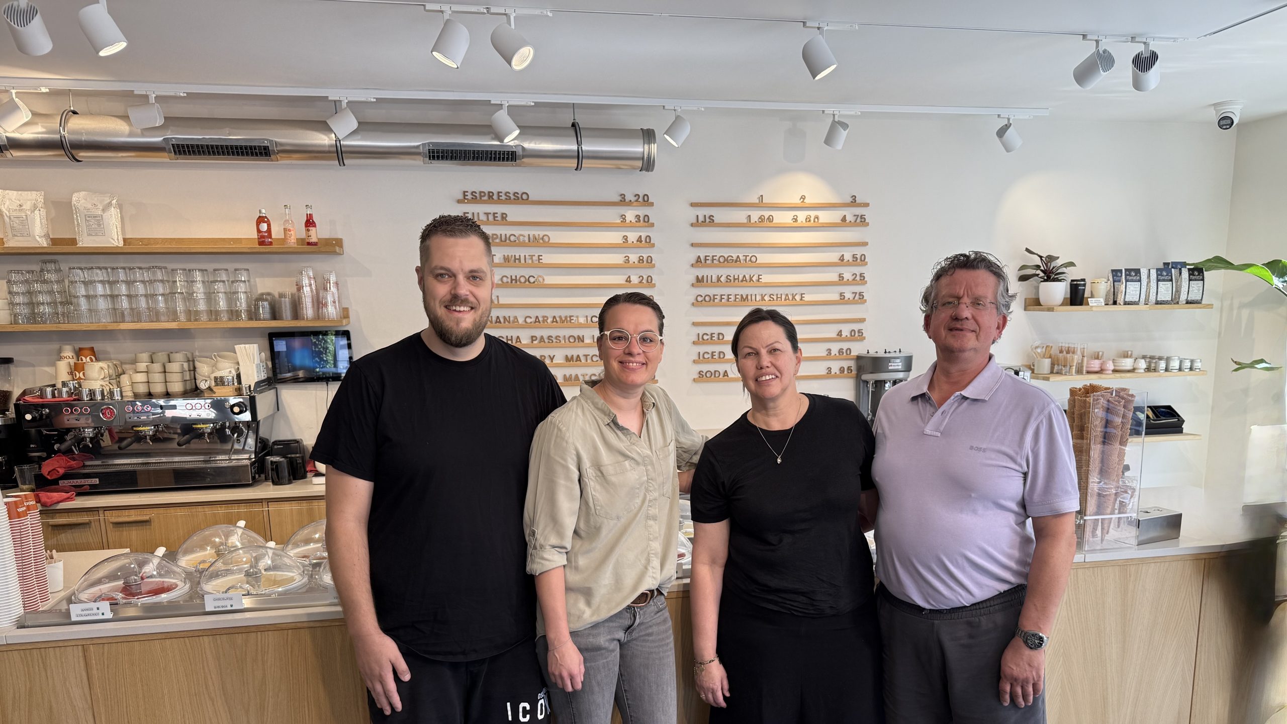 V.l.n.r. Jeroen Brouwer, Marleen brouwer, Marielouise Brandsma en Simon Brandsma.