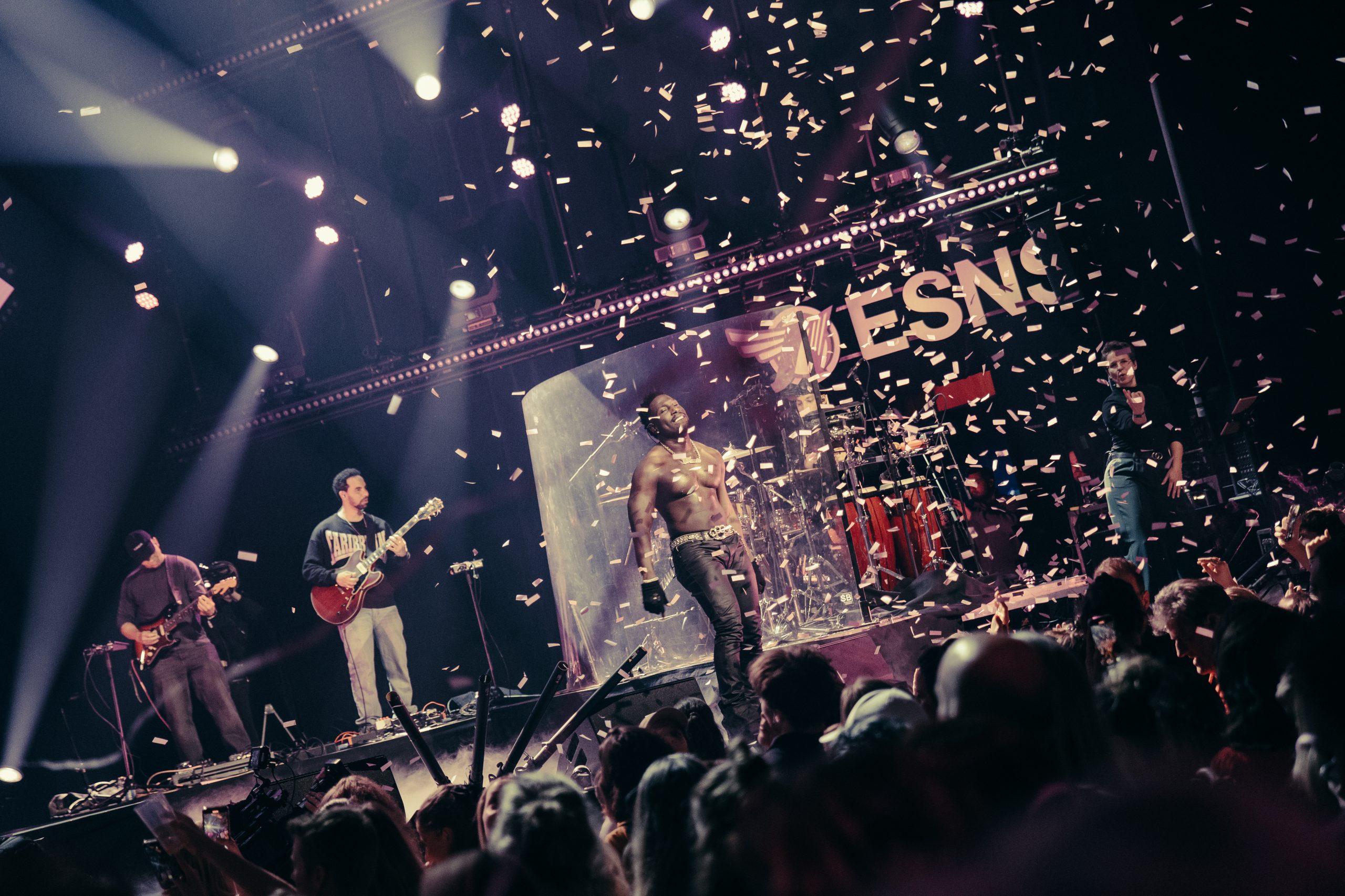 Optreden van rapper en zanger Frenna tijdens de vorige editie van ESNS