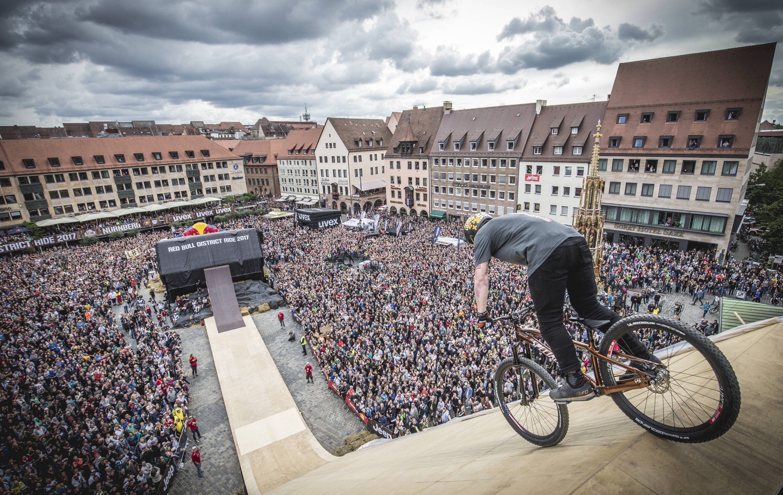 Nicholi Rogatkin of the United States performs during the finals of the Red Bull District Ride 2017 in Nuremberg, Germany on September 2nd, 2017 // Marc Müller / Red Bull Content Pool